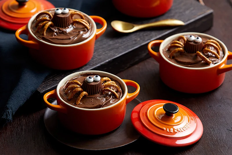 Set de 4 mini cocottes Le Creuset en céramique Volcanique