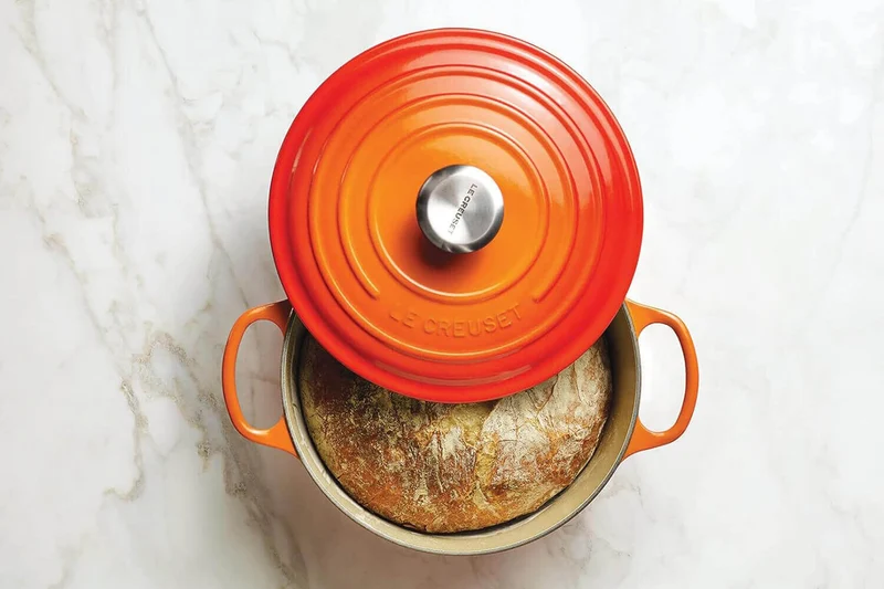 Cocotte ronde en fonte émaillée Le Creuset Signature 28cm Volcanique