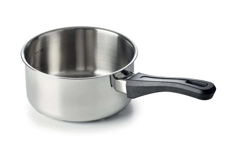 Casserole Beka Polo en acier inoxydable 18/10 et poignée en bakélite