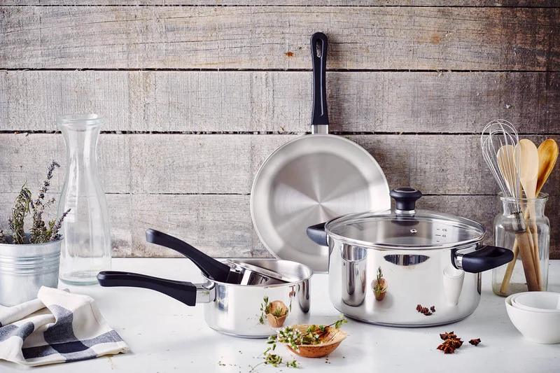 Casserole Beka Polo en acier inoxydable 18/10 et poignée en bakélite
