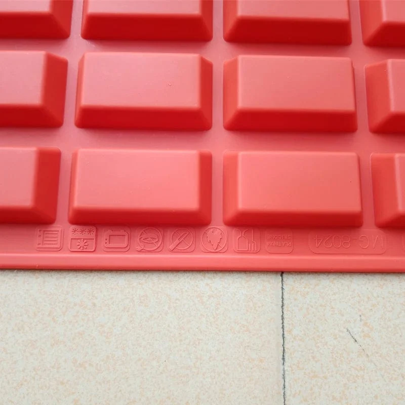 Moule à Financiers en Silicone - 20 Portions