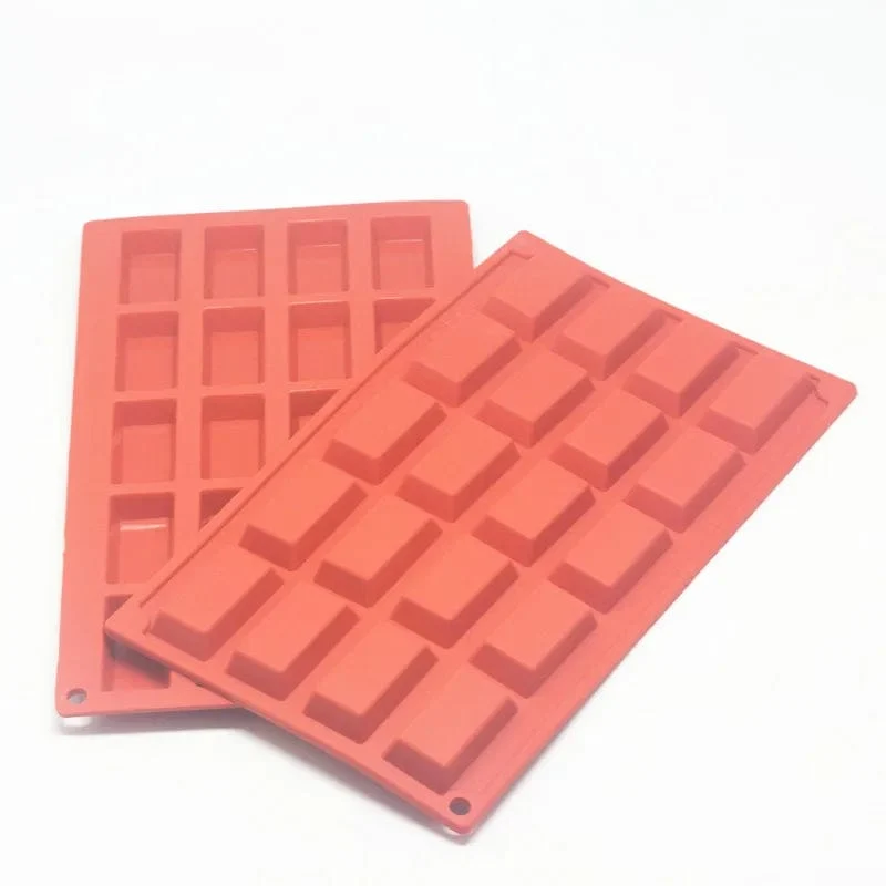Moule à Financiers en Silicone - 20 Portions
