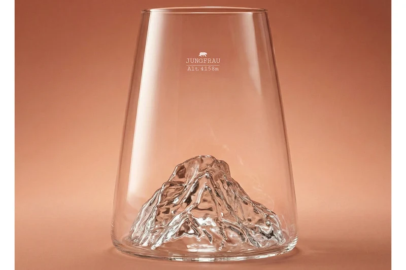 Verre à spiritueux long Alaskan Maker Topographic Jungfrau en verre cristallin