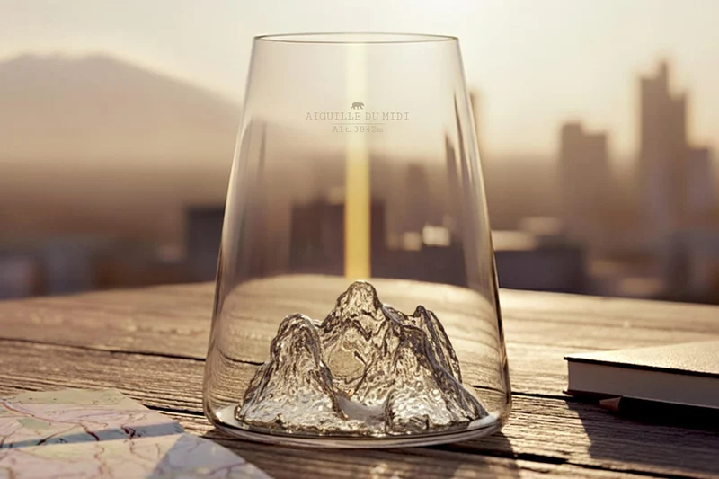 Verre à spiritueux long Alaskan Maker Topographic Aiguille du midi en verre cristallin