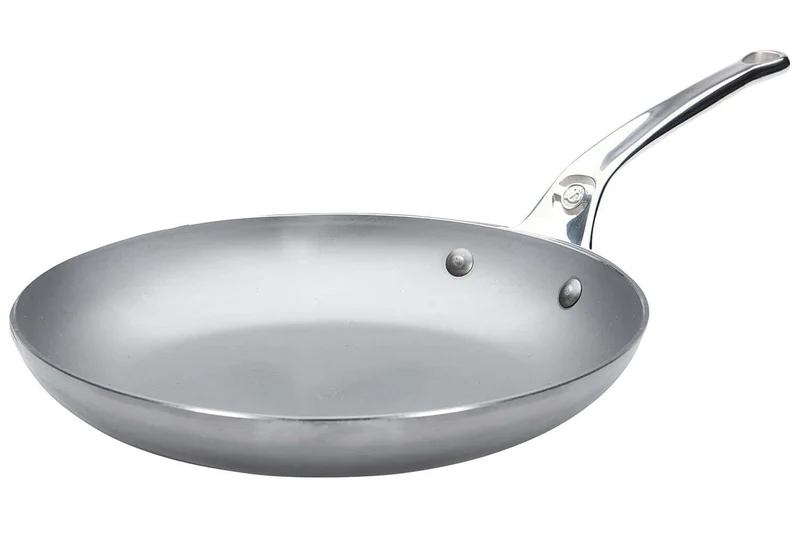 Poêle à omelette De Buyer Mineral B Pro 28cm en acier et poignée en fonte d'inox