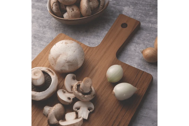 Planche à découper Tramontina Kitchen en bois de teck FSC 34x23x1,5cm