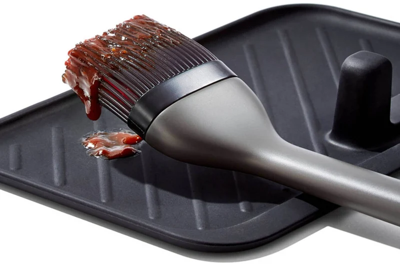 Pinceau à marinade OXO en silicone pour barbecue
