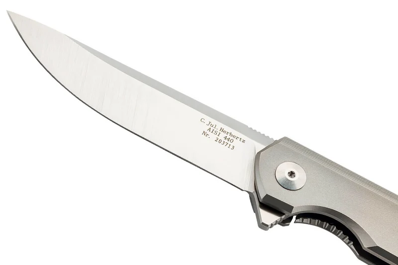 Couteau pliant Herbertz 203713 manche design fin et moderne en titane 12,2cm
