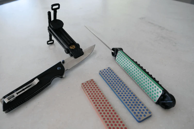 Kit 3 pierres à aiguiser diamantées DMT Aligner Prokit avec support + fusil pour lame dentée + guide d'affûtage
