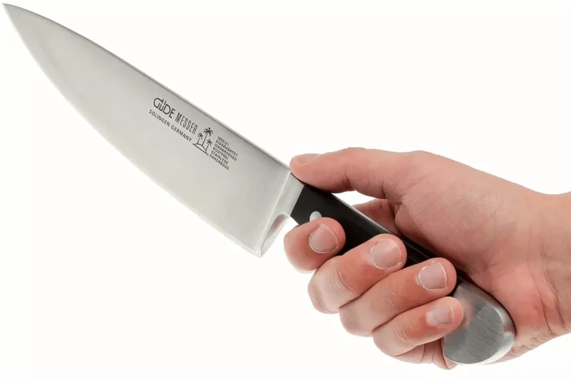 Couteau de chef Güde Alpha 21cm en acier forgé