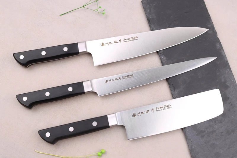 Coffret 3 couteaux japonais Satake Cutlery ABS sujihiki + chef + nakiri