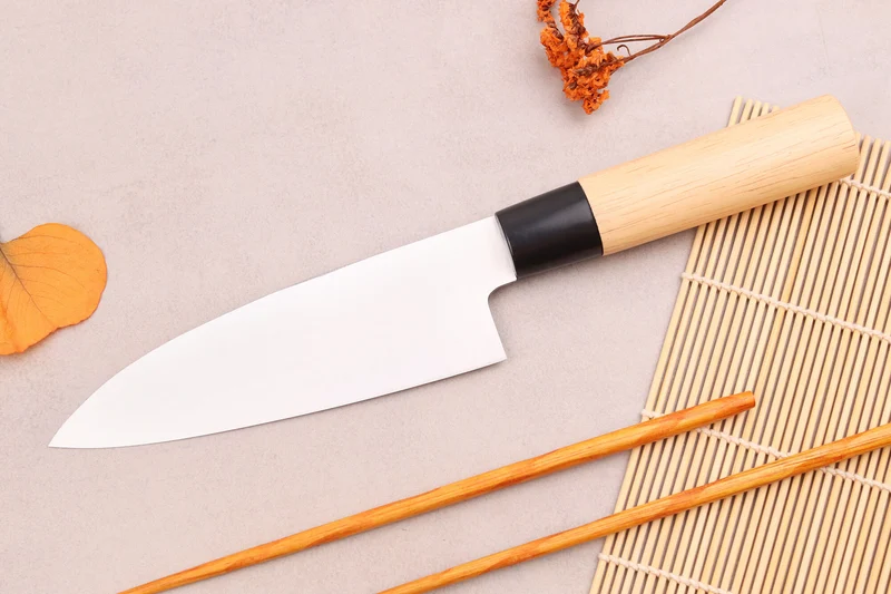 Couteau deba 15cm japonais Satake Cutlery Tsuchime en magnolia