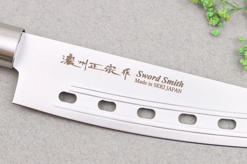Couteau de chef ajouré 18cm japonais Satake Cutlery Traditional PP