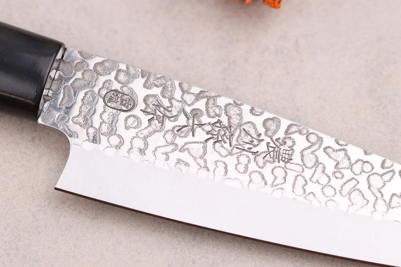 Coffret 2 couteaux japonais Satake Cutlery Tsuchime chef + deba