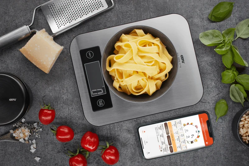 Balance de cuisine Gefu Score avec application d'analyse de la valeur nutritive