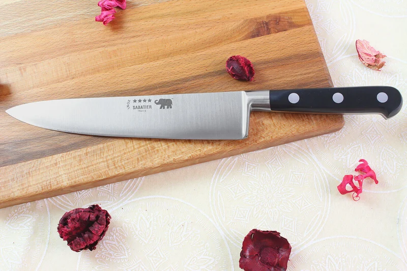 Couteau de chef Sabatier Éléphant Idéal Forgé 20cm manche nylon noir