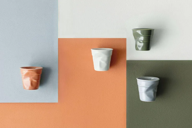 Tasse Revol Espresso Froissé 8cl en porcelaine Bleu Mistral