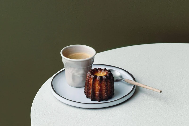 Tasse Revol Cappuccino Froissé 18cl en porcelaine Gris Galet