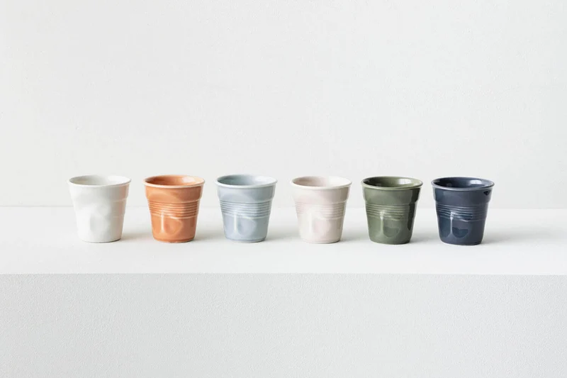 Tasse Revol Espresso Froissé 8cl en porcelaine Graphite
