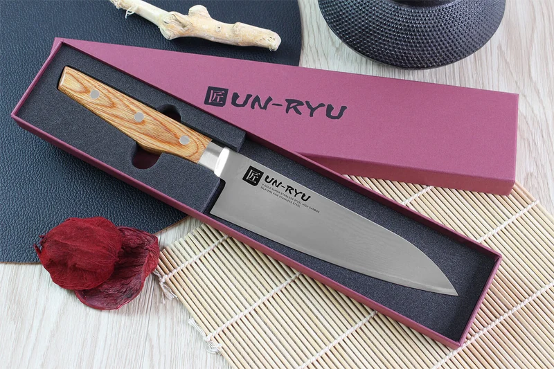 Couteau de chef japonais Shimomura Un-Ryu 17cm damas 33 couches