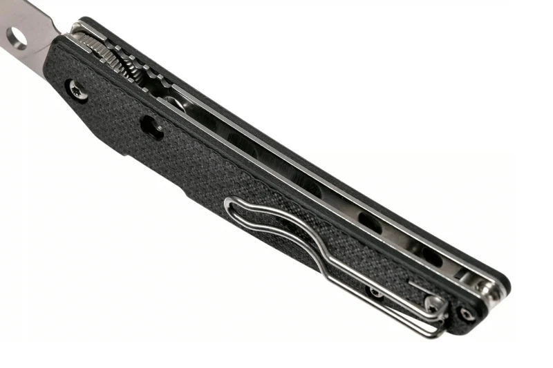 Couteau pliant Spyderco Ikuchi C242CFP manche en fibre de carbone/G10 noir 11cm
