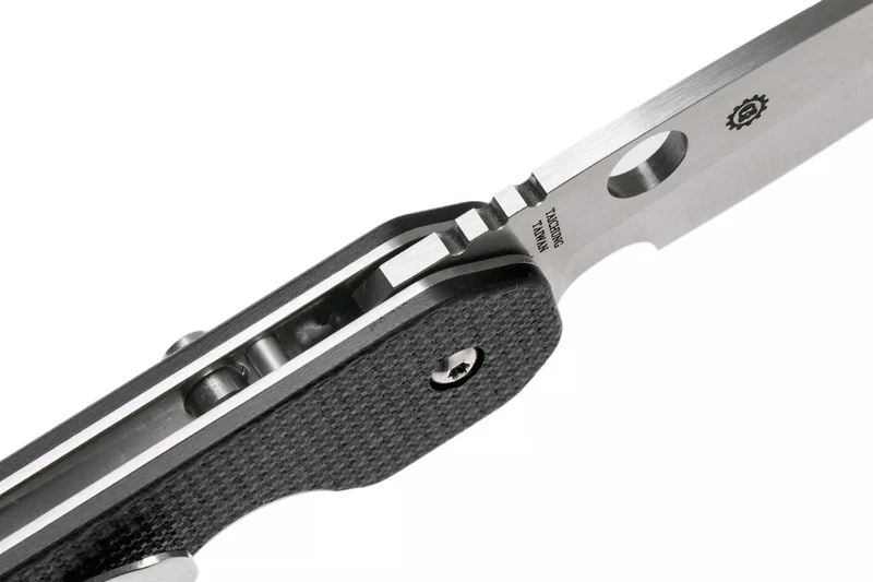 Couteau pliant Spyderco Smock C240CFP manche en fibre de carbone/G10 noir 11,5cm