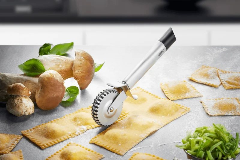 Roulette à raviolis et à Maultaschen Gefu Primeline en acier inoxydable