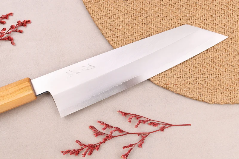 Couteau de chef 21cm japonais artisanal Hado Ginsan Cherry