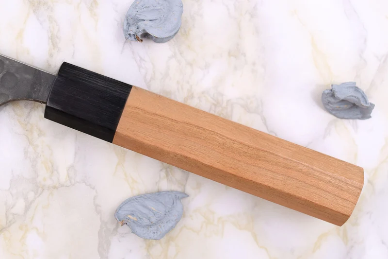 Couteau honesuki japonais artisanal Masakage Koishi 15cm
