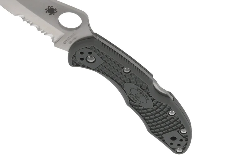 Couteau pliant Spyderco Delica 4 C11PSFG vert feuillage en nylon/fibre de verre 10,8cm