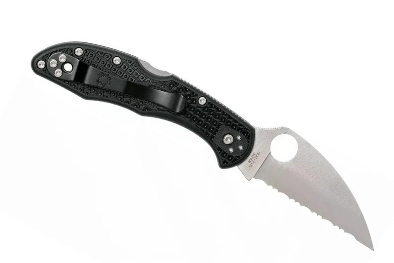 Couteau pliant Spyderco Delica 4 à dents C11FSWCBK manche en nylon/fibres de verre noir 10,8cm
