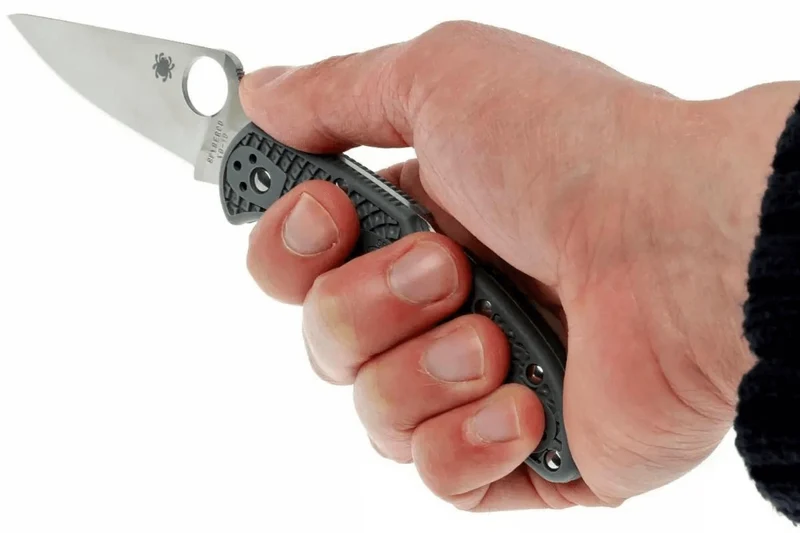 Couteau pliant Spyderco Delica 4 C11FPGY en nylon/fibre de verre gris 10,8cm