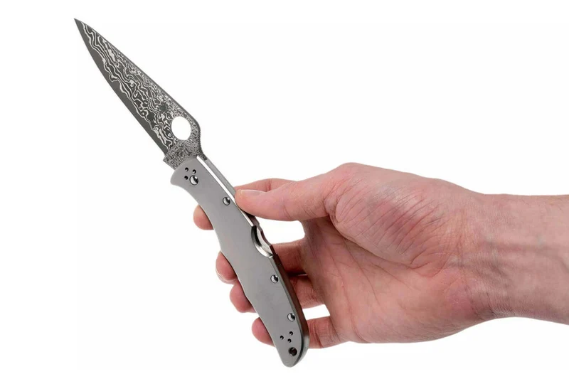 Couteau pliant Spyderco Endura 4 Titanium Damas C10TIPD manche en titane 12,5cm + étui