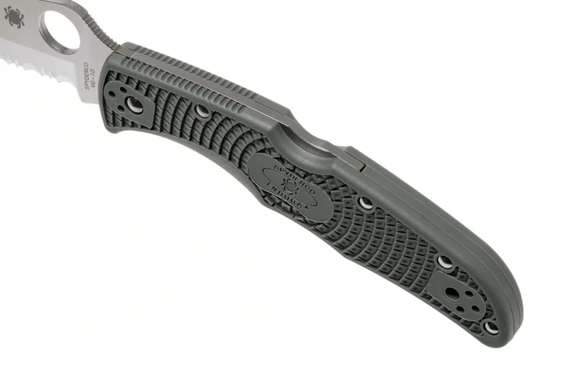 Couteau pliant Spyderco Endura 4 C10PSFG semi denté vert nylon/fibre de verre 12,6cm