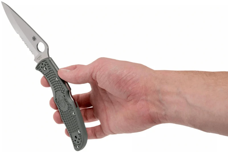 Couteau pliant Spyderco Endura 4 C10PSFG semi denté vert nylon/fibre de verre 12,6cm