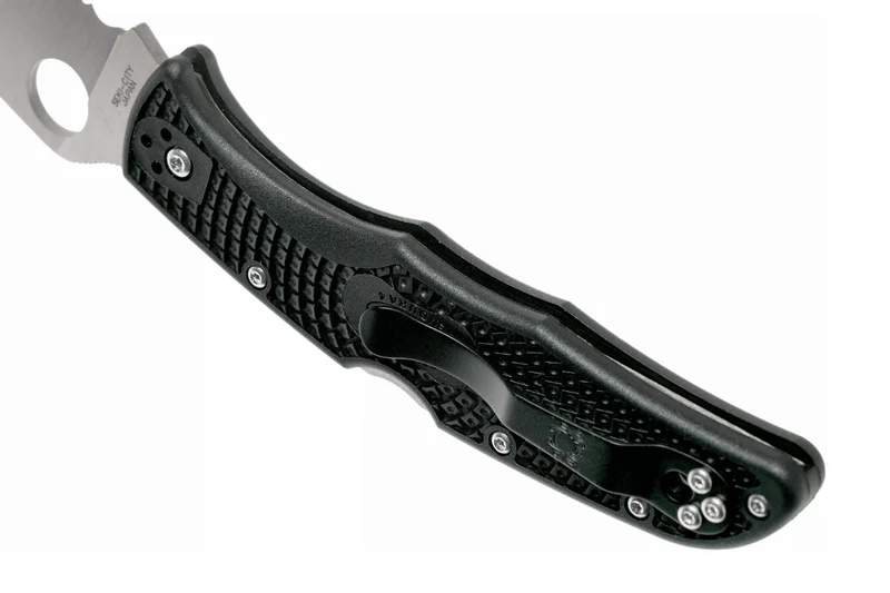 Couteau pliant Spyderco Endura 4 C10FSWCBK Wharncliffe denté nylon/fibre de verre noir 12,6cm