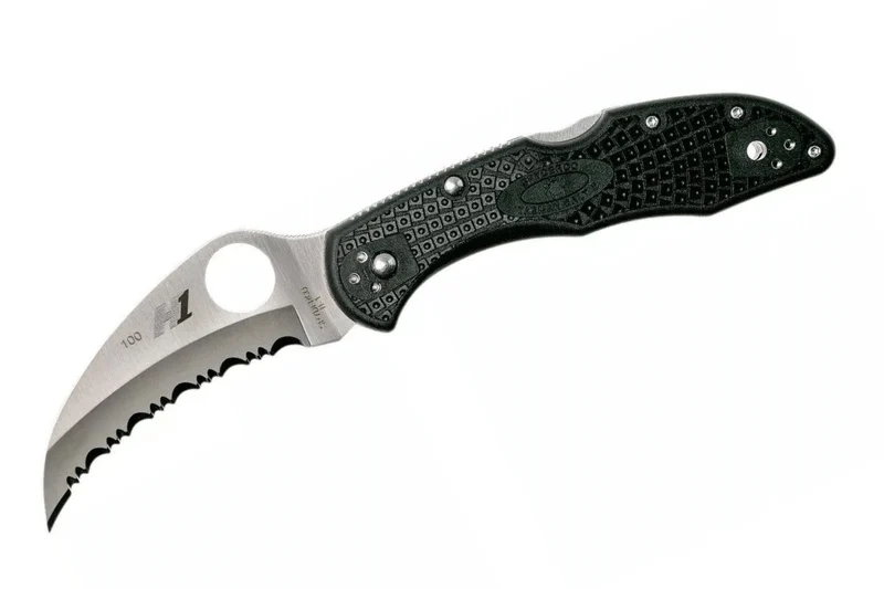 Couteau pliant Spyderco Tasman Salt 2 C106SBK2 dentelé manche nylon/fibre de verre noir 10,8cm