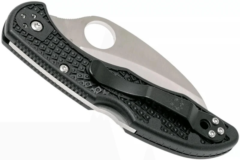 Couteau pliant Spyderco Tasman Salt 2 C106PBK2 manche nylon/fibre de verre noir 10,8cm