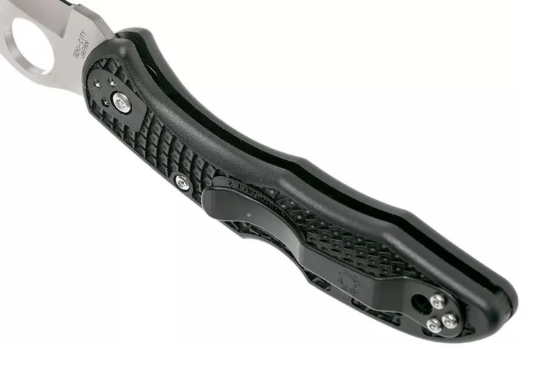 Couteau pliant Spyderco Tasman Salt 2 C106PBK2 manche nylon/fibre de verre noir 10,8cm