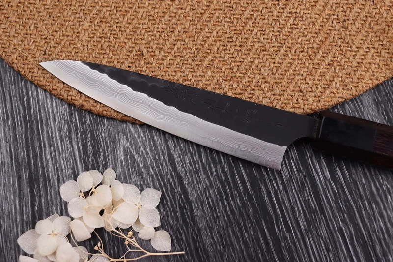 Couteau universel japonais artisanal Nao Yamamoto Damas AS brut de forge 13,5cm