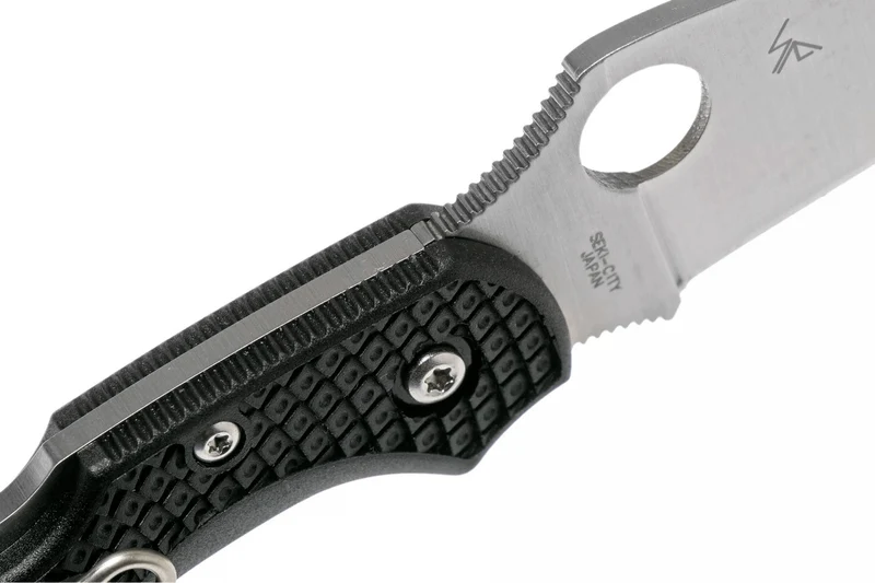 Couteau pliant Spyderco Dragonfly 2 C28FPWCBK2 Wharncliffe manche en nylon/fibre de verre noir 8,5cm