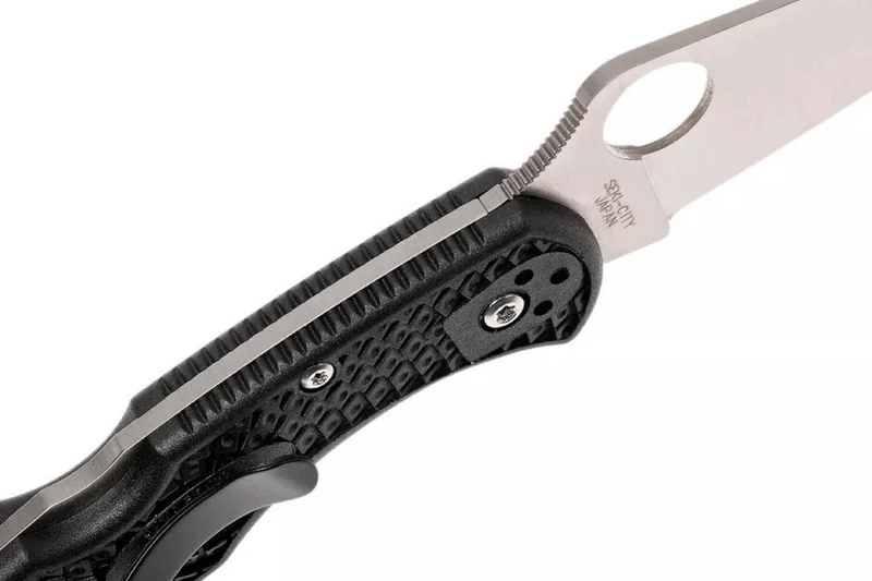 Couteau pliant Spyderco Delica 4 C11FPBK manche nylon/fibre de verre noir 10,8cm