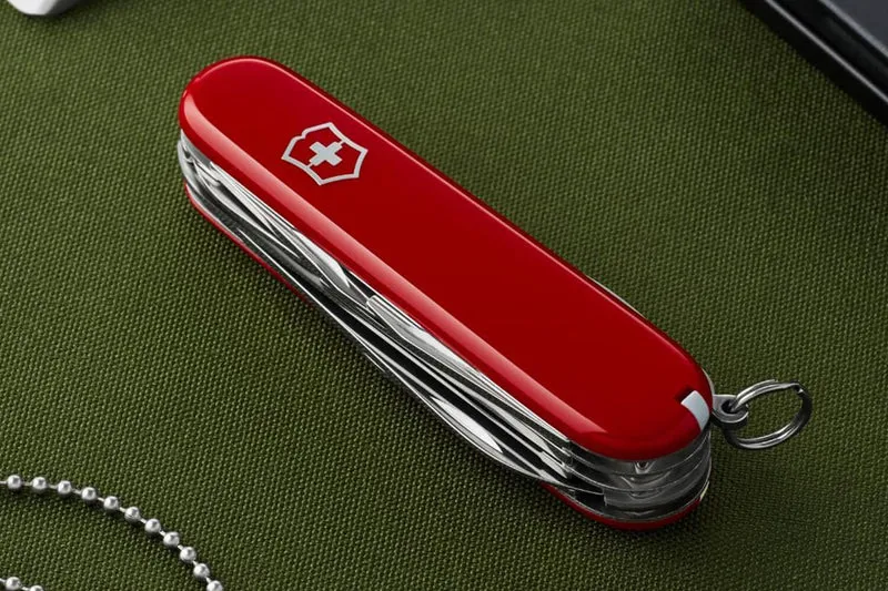 Couteau suisse Victorinox Huntsman rouge 91mm 15 fonctions