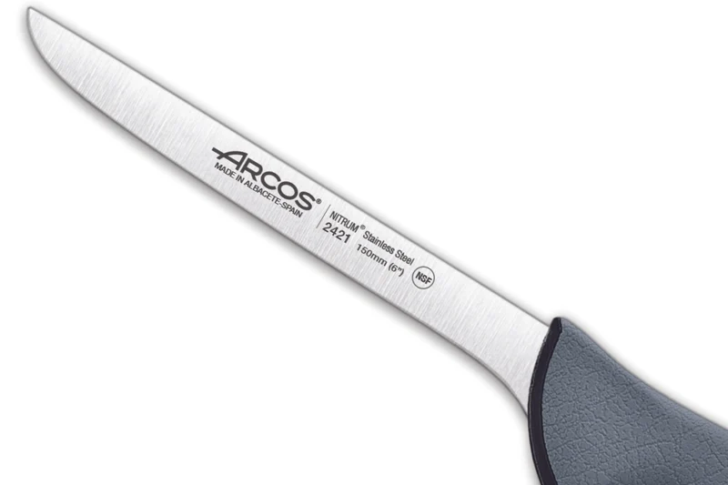 Couteau à désosser professionnel Arcos Colour Prof 242100 lame 15cm manche en PP