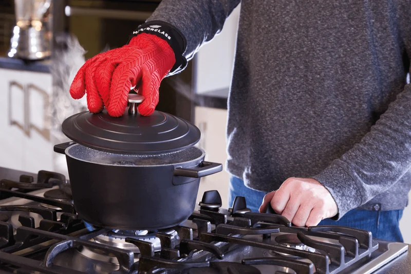 Gant de cuisine MasterClass en silicone rouge sans couture avec manchette en coton