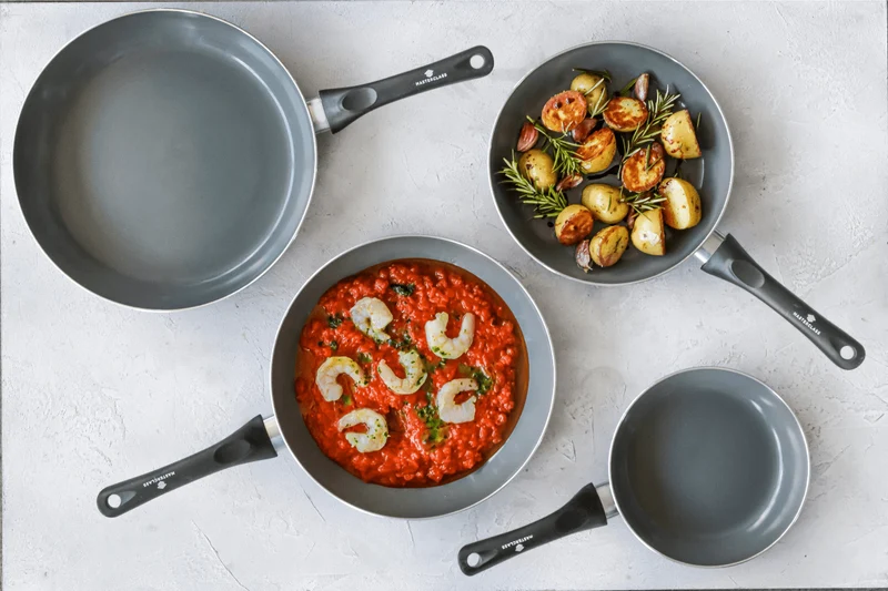 Poêle à frire antiadhésive MasterClass Can-to-Pan en aluminium recyclé 28cm