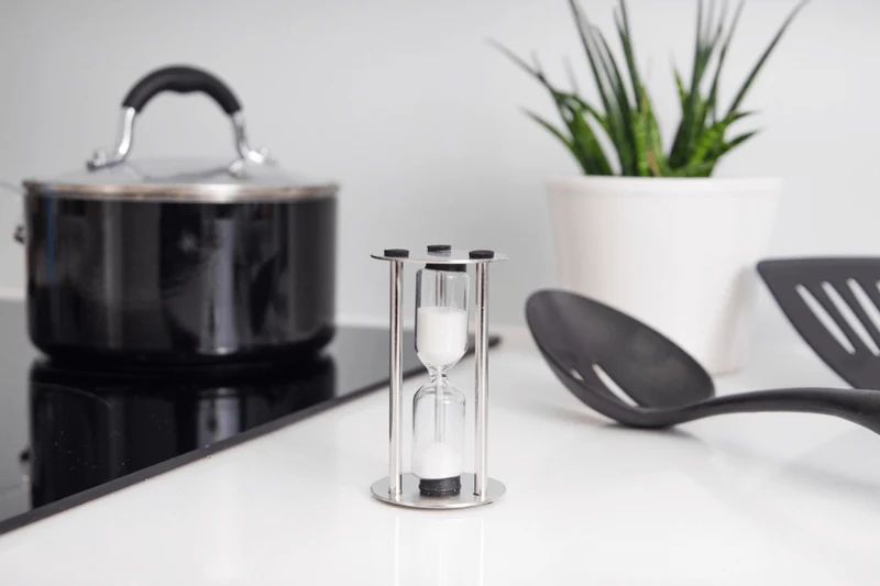 Sablier Masterclass 3 minutes en verre et acier inoxydable finition satinée