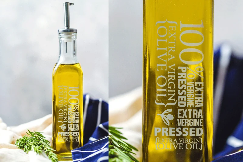 Bouteille à huile / vinaigre KitchenCraft World of Flavours en verre décoré 270ml