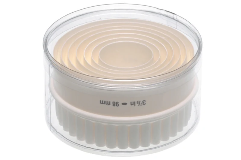 Set de 7 emporte-pièces KitchenCraft à double tranchant en polymère blanc