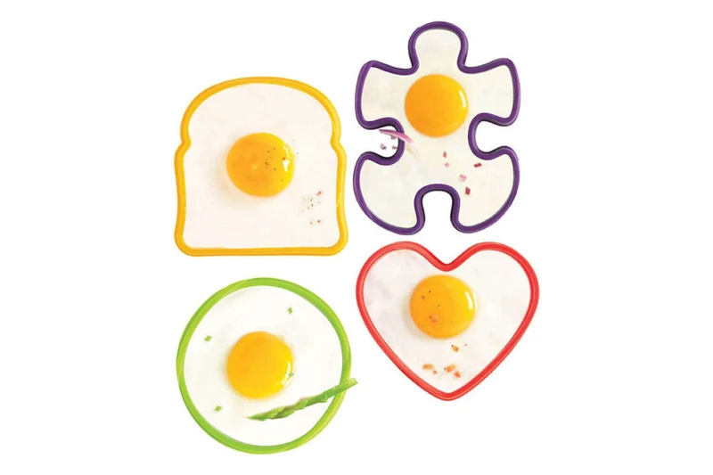 Set de 4 formes de cuisson Mastrad pour œufs, muffins, cookies
